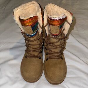 Women’s Size 8 BearPaw “Maria” Boot